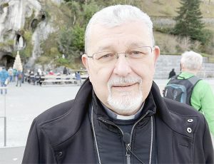 Mons. Alessandro Damiano pellegrino a Lourdes