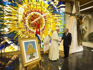 Foto LaPresse/Osservatore Romano20/09/2015 Avana (Cuba)cronacaVisita di cortesia al Presidente del Consiglio di Stato e del Consiglio dei Ministri della Repubblica, Raul Castro, nel Palacio de la RevoluciónPhoto